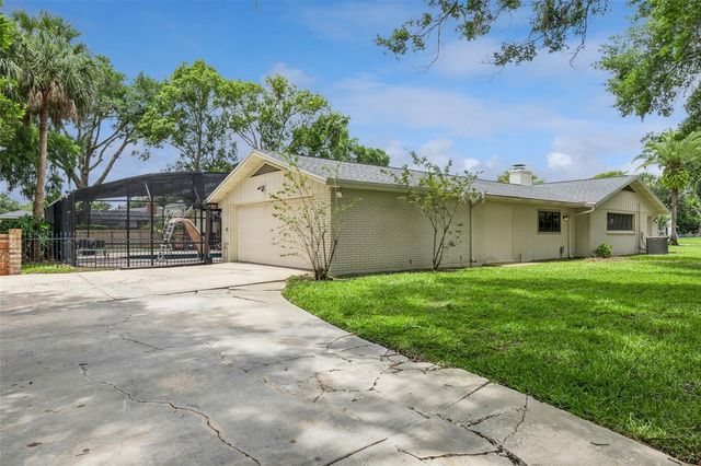 201 LIVE OAK LANE, Altamonte Springs, FL 32714