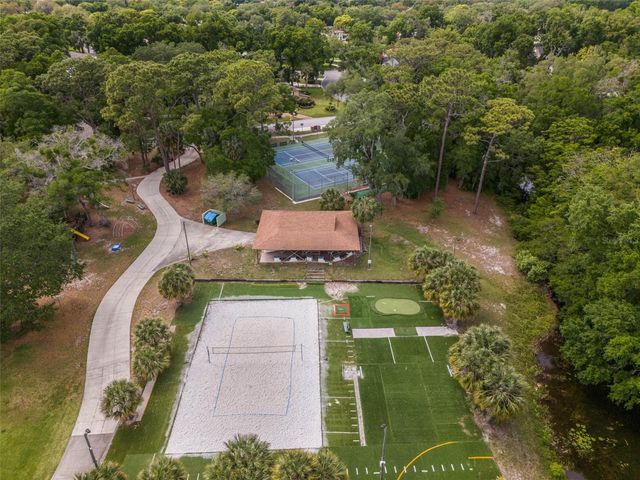 201 LIVE OAK LANE, Altamonte Springs, FL 32714