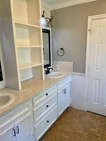 12327 Welland Drive, Houston, TX 77031