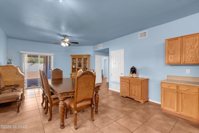 3537 W Camino De Urania, Tucson, AZ 85741