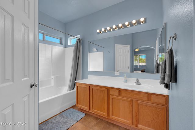 3537 W Camino De Urania, Tucson, AZ 85741
