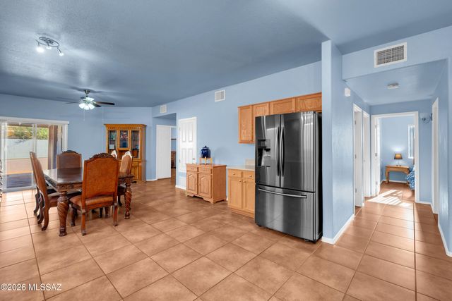3537 W Camino De Urania, Tucson, AZ 85741
