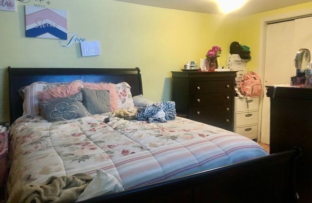 15 4th Street, Lowell, MA 01850