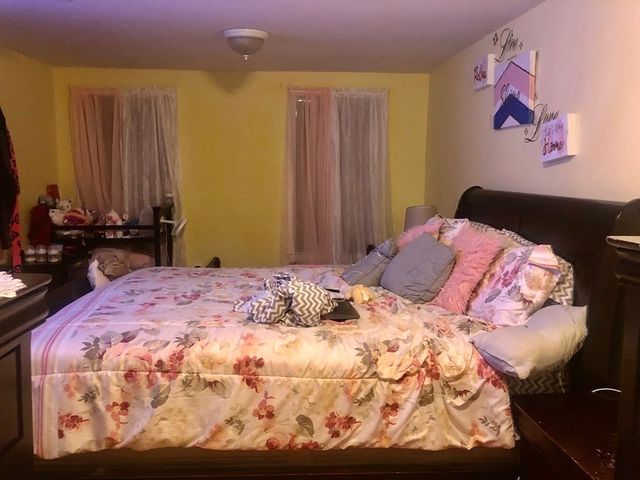 15 4th Street, Lowell, MA 01850