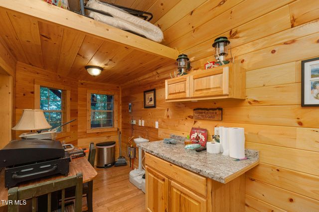 2188 Highway 75, Blountville, TN 37617