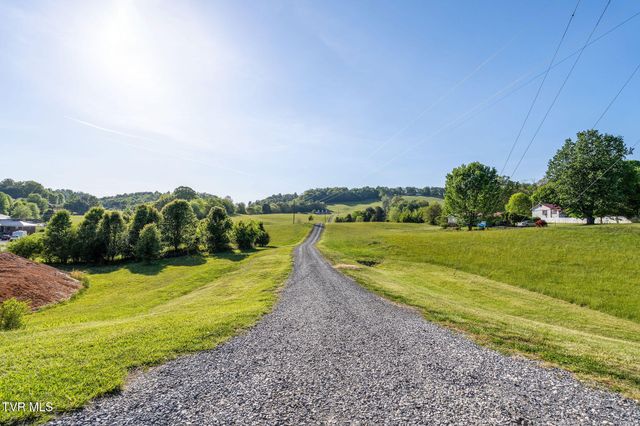 2188 Highway 75, Blountville, TN 37617