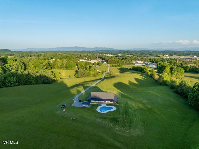 2188 Highway 75, Blountville, TN 37617
