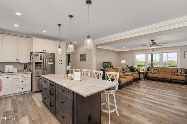 2188 Highway 75, Blountville, TN 37617