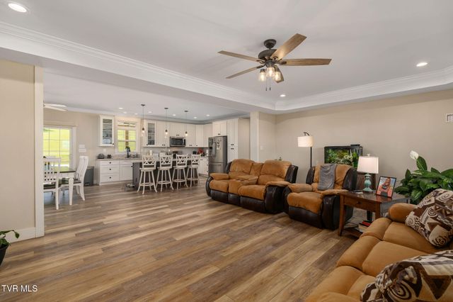 2188 Highway 75, Blountville, TN 37617