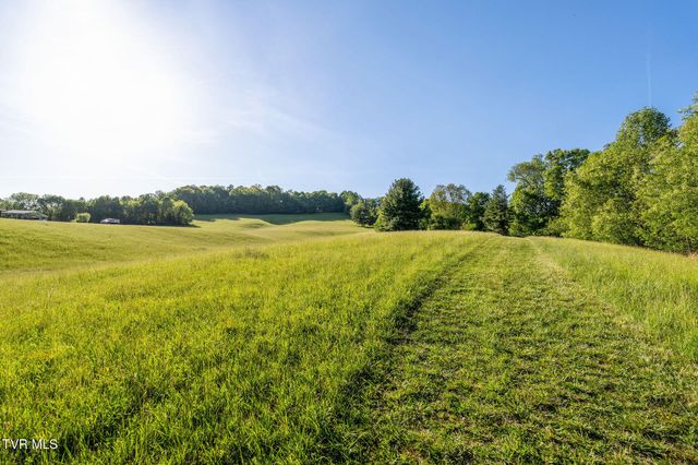 2188 Highway 75, Blountville, TN 37617