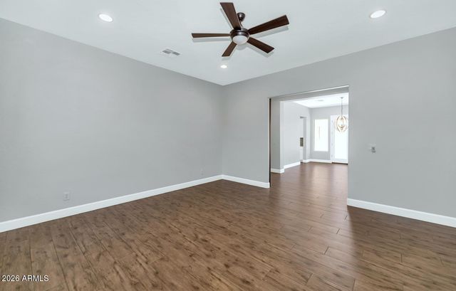 2254 W Hidden Treasure Way, Phoenix, AZ 85086