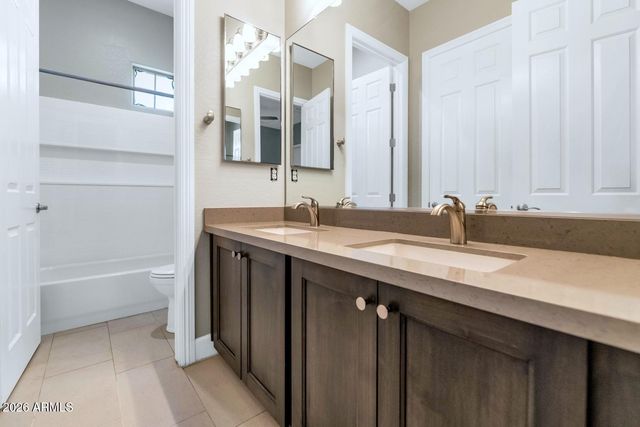 2254 W Hidden Treasure Way, Phoenix, AZ 85086