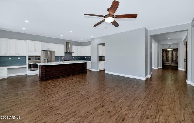 2254 W Hidden Treasure Way, Phoenix, AZ 85086