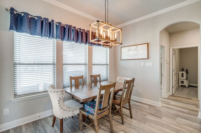 7912 Loma Lane, Godley, TX 76044