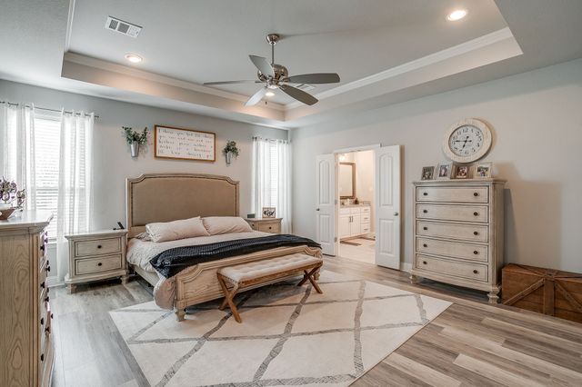 7912 Loma Lane, Godley, TX 76044