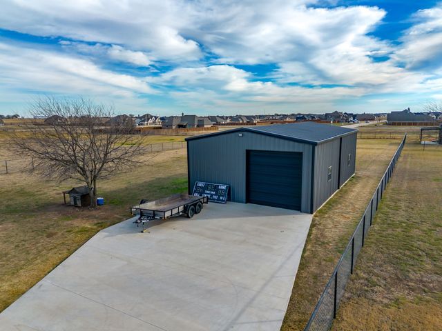 7912 Loma Lane, Godley, TX 76044