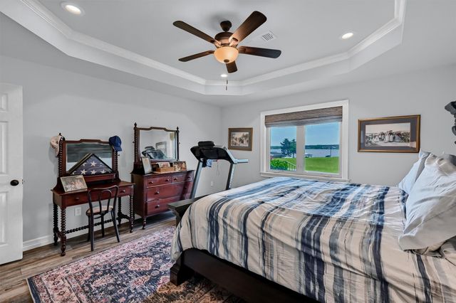 117 Kiowa Drive S, Lake Kiowa, TX 76240