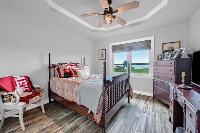 117 Kiowa Drive S, Lake Kiowa, TX 76240