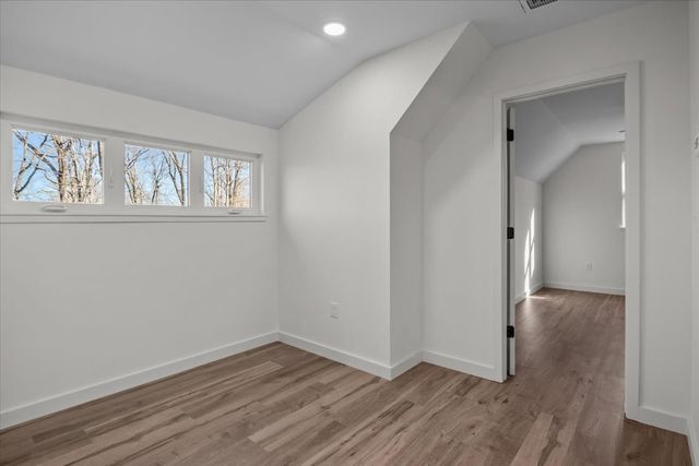 1050 Promise Land Rd, Charlotte, TN 37036