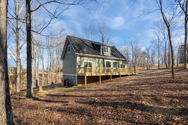 1050 Promise Land Rd, Charlotte, TN 37036