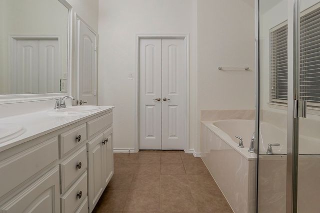 14053 Wrangler Way, Fort Worth, TX 76052