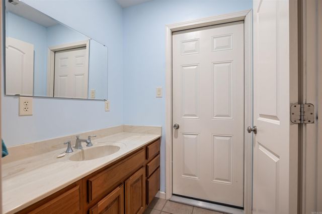 581 CR 130, Bono, AR 72416