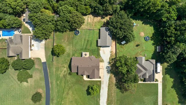 581 CR 130, Bono, AR 72416