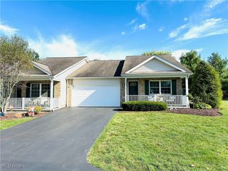 207 Hidden Trail Drive, Warren, OH 44483