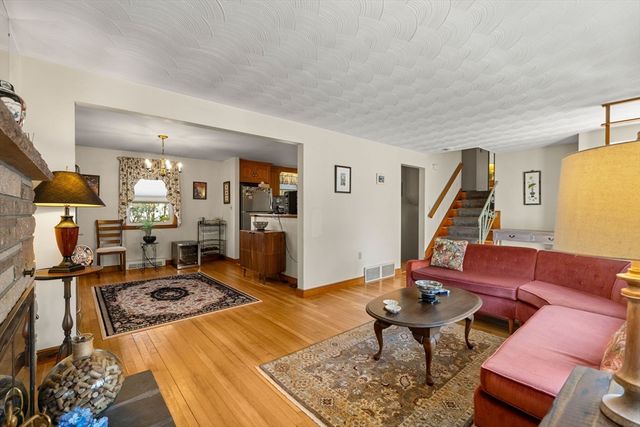 104 Holmes, Braintree, MA 02184