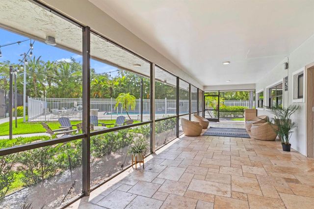 711 Forest Club Drive 108, Wellington, FL 33414