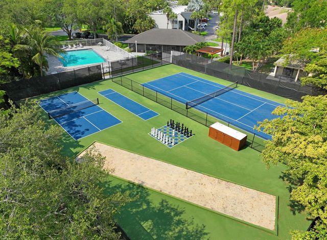 711 Forest Club Drive 108, Wellington, FL 33414