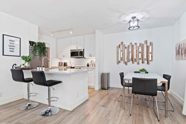 711 Forest Club Drive 108, Wellington, FL 33414