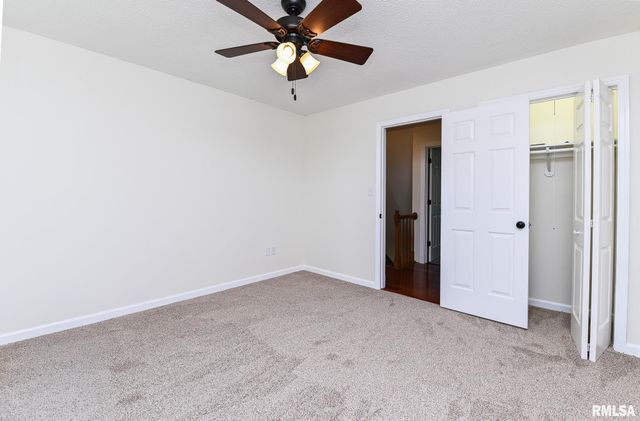 414 W TIMBER RIDGE Drive, Peoria, IL 61615