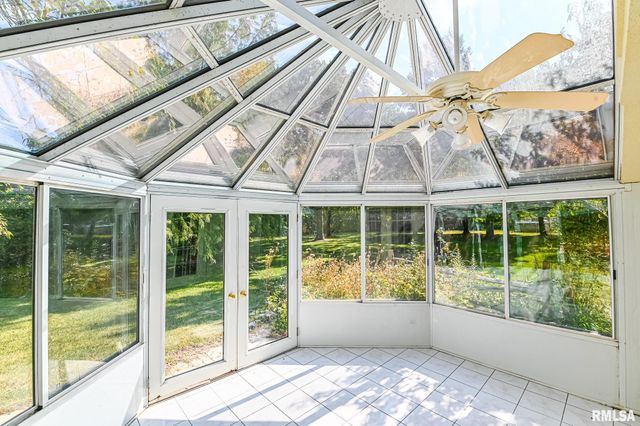 414 W TIMBER RIDGE Drive, Peoria, IL 61615