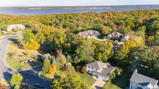 414 W TIMBER RIDGE Drive, Peoria, IL 61615