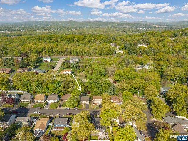 225 Linden Road, Wayne, NJ 07470
