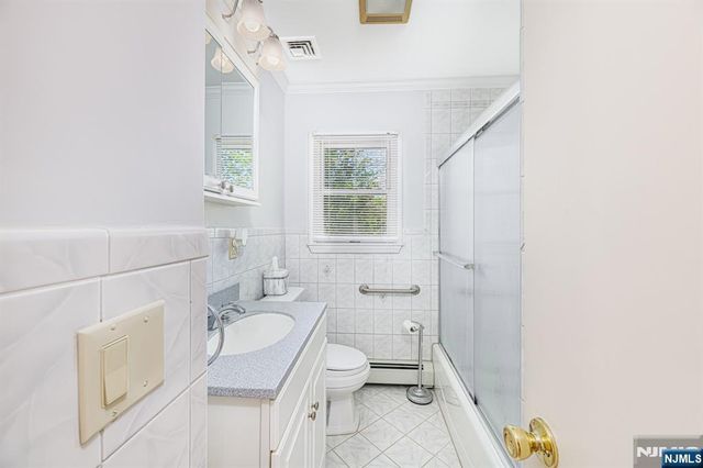 225 Linden Road, Wayne, NJ 07470