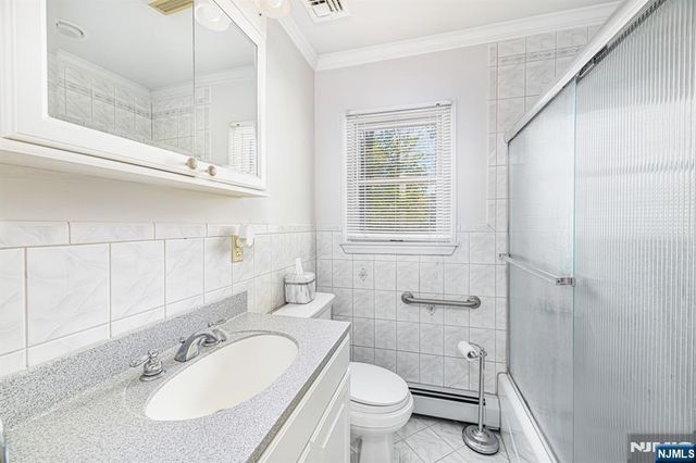 225 Linden Road, Wayne, NJ 07470