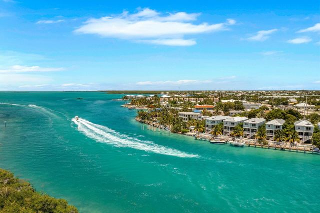 11890 1st Avenue Gulf Unit 3, Marathon, FL 33050