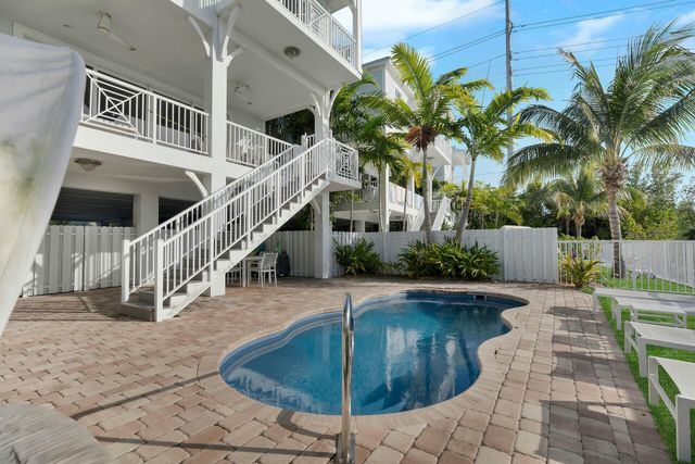 11890 1st Avenue Gulf Unit 3, Marathon, FL 33050