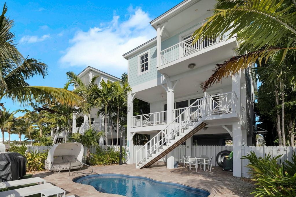 11890 1st Avenue Gulf Unit 3, Marathon, FL 33050