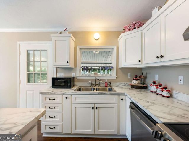 220 Evans Lane, Lakemont, GA 30552