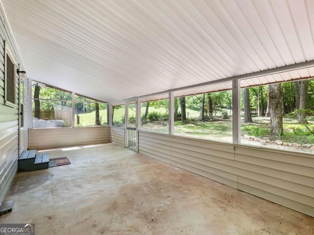220 Evans Lane, Lakemont, GA 30552