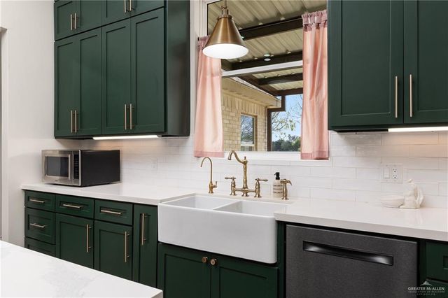 25142 Teal Circle, San Benito, TX 78586