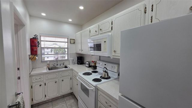 5300 Washington Street L338, Hollywood, FL 33021