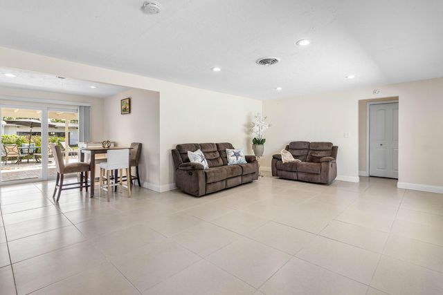 1620 SW 4TH Avenue, Pompano Beach, FL 33060