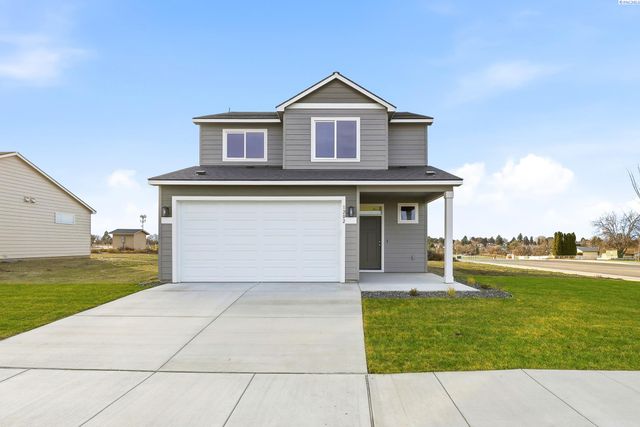 1202 Topaz Ave, Grandview, WA 98930