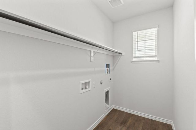 9909 Dynamics Drive, Fort Worth, TX 76131