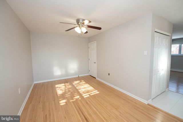 1018 HOFFNAGLE PL, Philadelphia, PA 19111