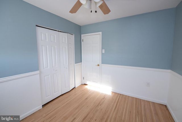 1018 HOFFNAGLE PL, Philadelphia, PA 19111